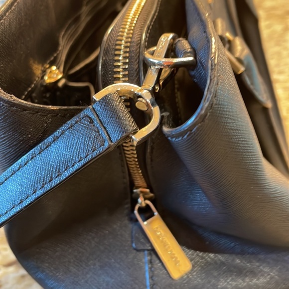 Michael Kors Bag - Picture 6 of 8